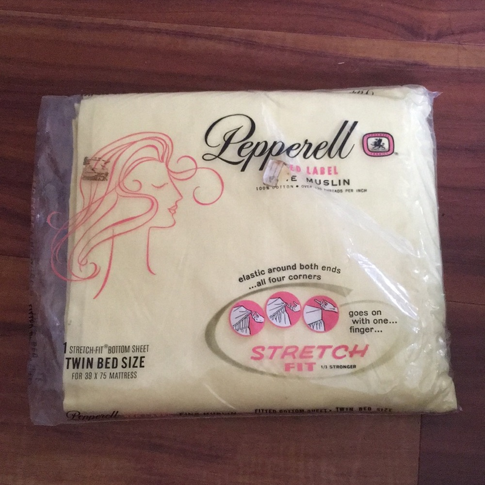 Pepperell twin fitted sheet